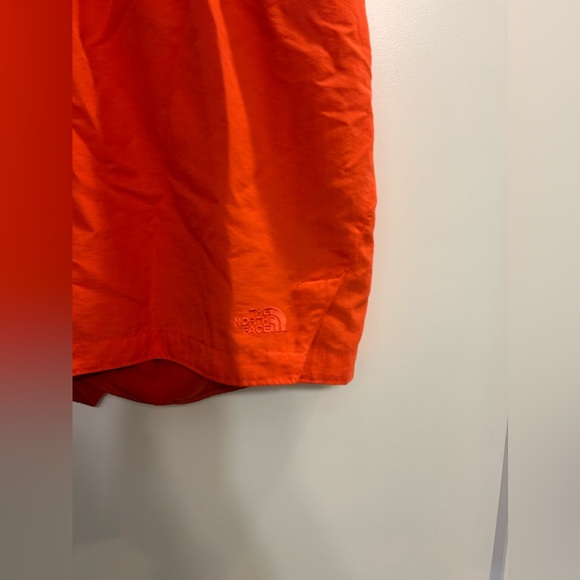 Like New North Face Classy V Skort - Picture 6 of 10